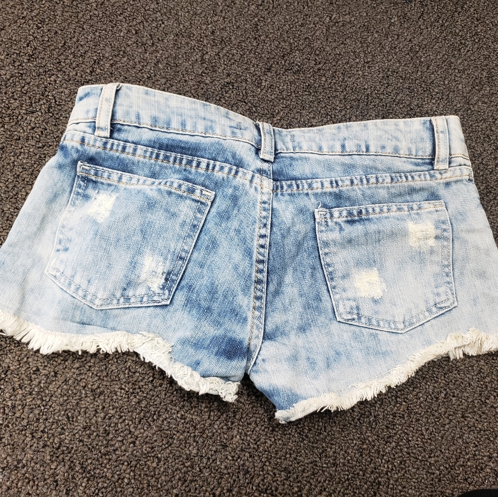 Shorts - Picture 2 of 2